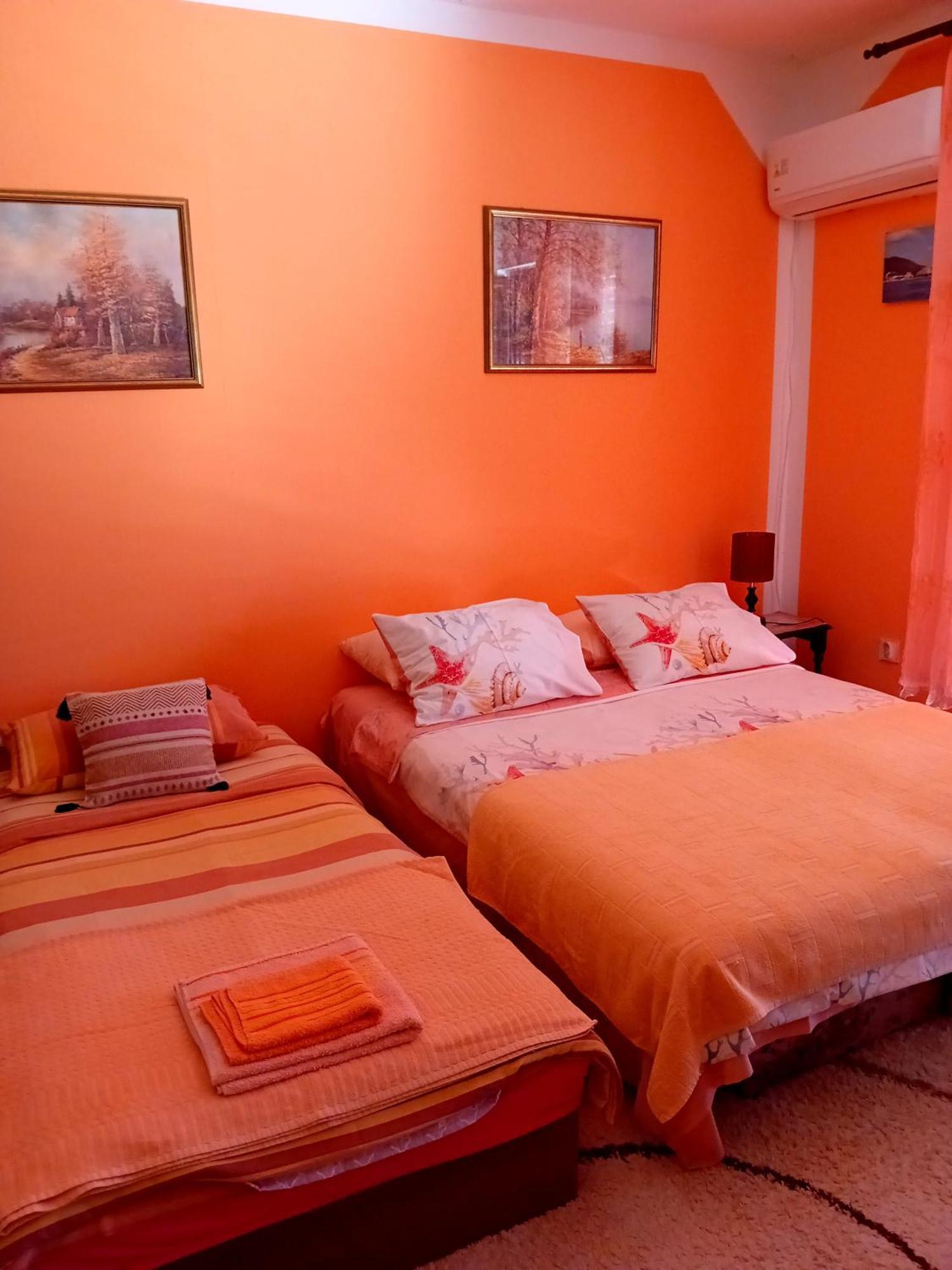 Guest House Cinderella Herceg Novi Exterior foto